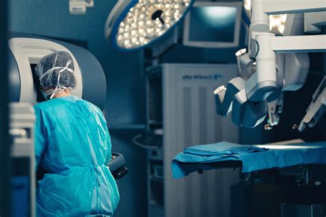 Robotic Hernia Repair Surgery Has No Benefits Over Laparoscopic