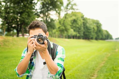 InfoPanda.net | 5 Essential Digital Photography Tips for Beginners