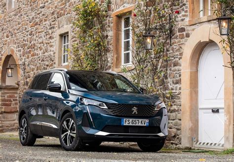 Peugeot 5008 Dimensioni Interni Motori Prezzi E Concorrenti