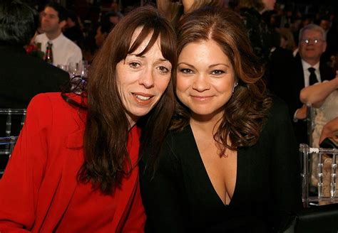 One Day At A Time Are Valerie Bertinelli And Mackenzie Phillips Friends