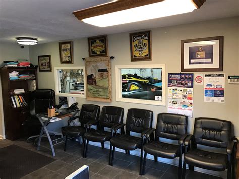 Giles Auto Body & Glass Inc. - Home