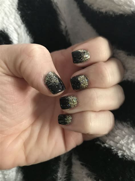 New Years Eve Nails Black And Champagne Gold New Years Eve Nails Mani