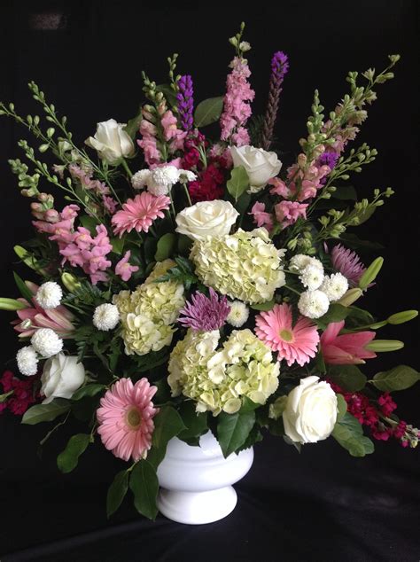 Softly in Murrysville, PA | Rosebud Floral & Giftware