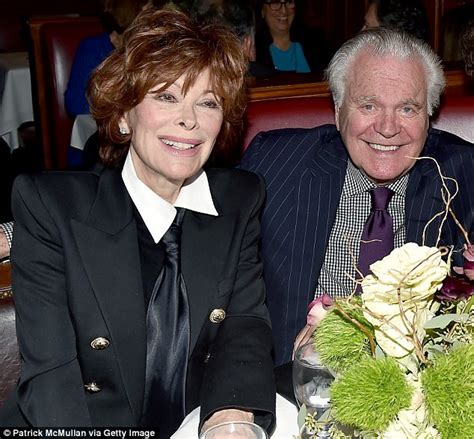 Robert Wagner A Person Of Interest In Natalie Woods Death Daily Mail