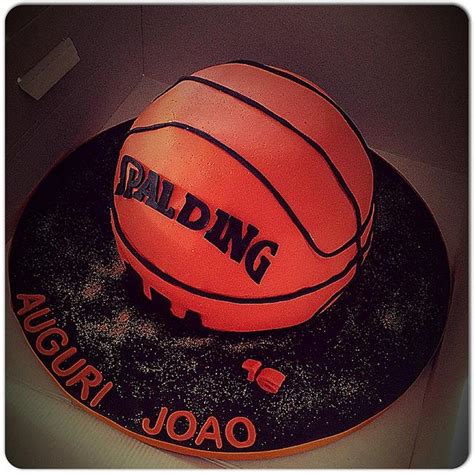 Basketball Cake Decorated Cake By Dolce Follia Cake Cakesdecor