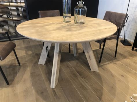 Tisch Rund Durchmesser 140 Cm - RosemarieBradley