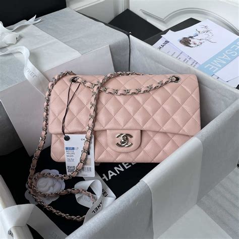 Chanel A01112 Flap Handbag Classic Bag Grained Shiny Calfskin Pink
