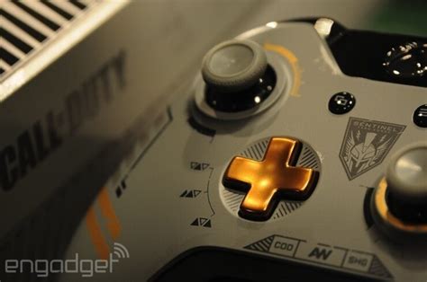 Gamescom 2014 Actual Images Of Limited Edition White And Call Of Duty