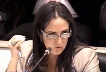 However, at least one elected official in the country does not think this. Cámara declaró sesión permanente para restitución de ...