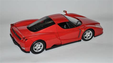 Models collection with exclusive items available only on store.ferrari.com Ferrari Enzo 1/18 Hot Wheels | Aukro