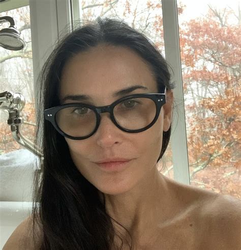 Demi Moore 59 Wows Fans With Makeup Free Selfie Taken In Her Bathtub