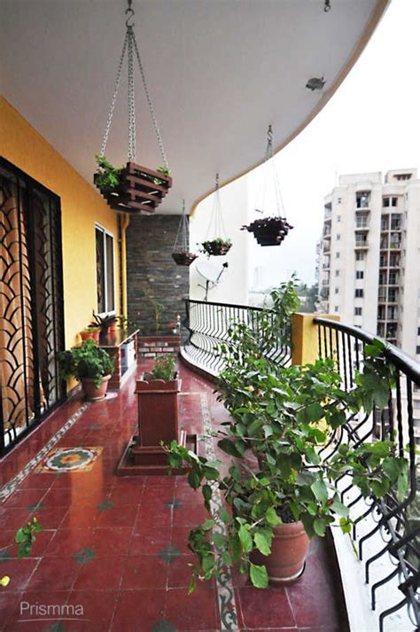 Terrace and balcony tiles are not just functional, but they also impress and wow with their design and versatility. Gardening: Planning your garden - from small balconies to ...