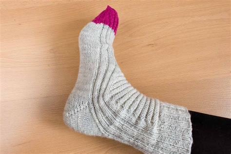 Bild „dehnungsfuge“ Für Beitrag „sockentypen“ Socken Stricken Anfänger Socken Stricken Muster