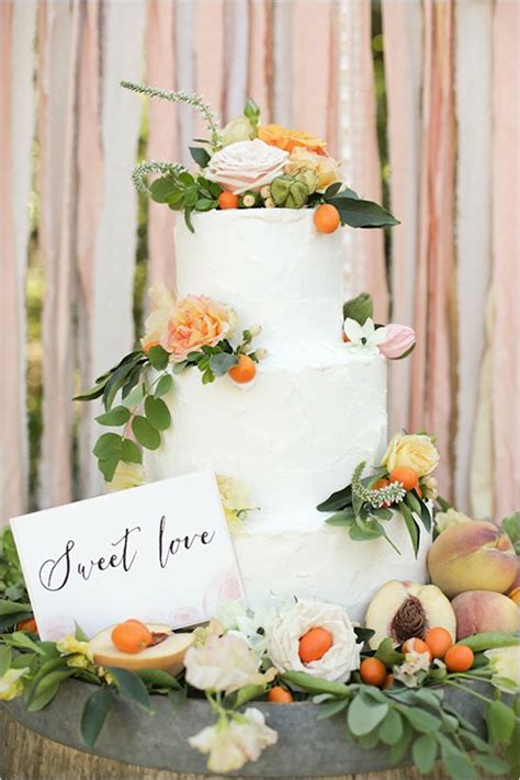 Sweet Love White Wedding Cake With Peaches By Bo Cakes Bakery Deer
