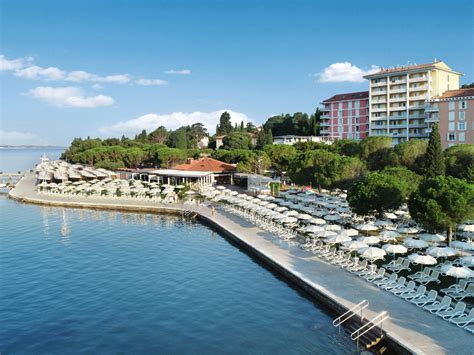 Grand hotel portorož is a hotel with an exclusive offer in the centre of portorož, just a stone's throw away from the sea. LifeClass Hotels & Spa, Portorož, Slovenija