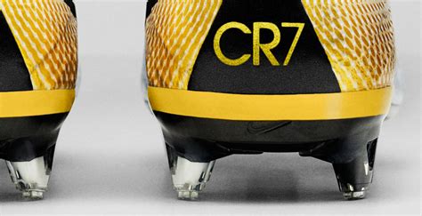 The penultimate chapter of the current cristiano ronaldo mercurial series drops ahead of the international fixtures as chapter 6 focuses on ronaldo's role as captain of his national team, portugal. Nike Mercurial Superfly Cristiano Ronaldo 324K Gold ...