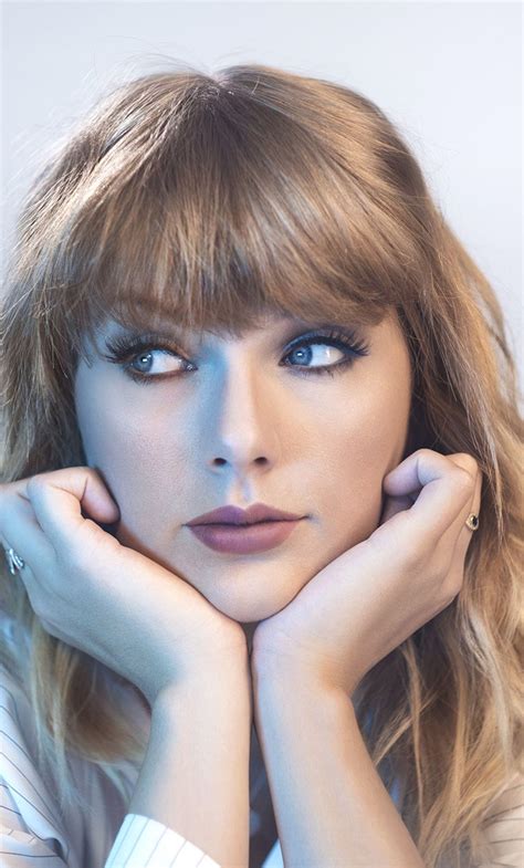 Taylor Swift Iphone Wallpapers Bigbeamng