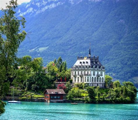 10 Potret Indah Desa Iseltwald Di Swiss Bikin Pengin Berkunjung