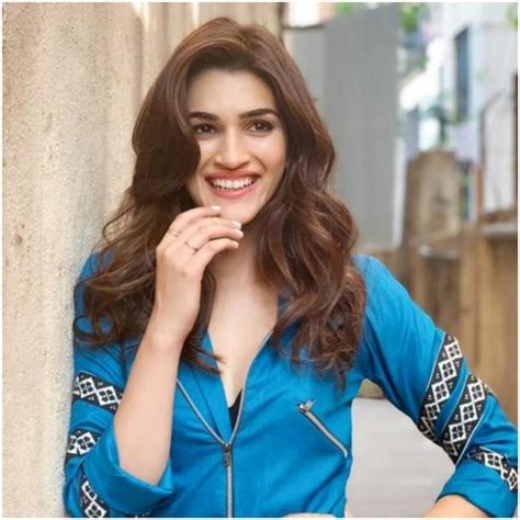 Kriti sanon ретвитнул(а) pmo india. Kriti Sanon Shares Her Two Cents On Nepotism & How The Film Industry Works For An Outsider