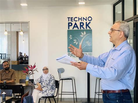 Ray Milhem Shares Insights and Expertise to Propel Collaboration and
