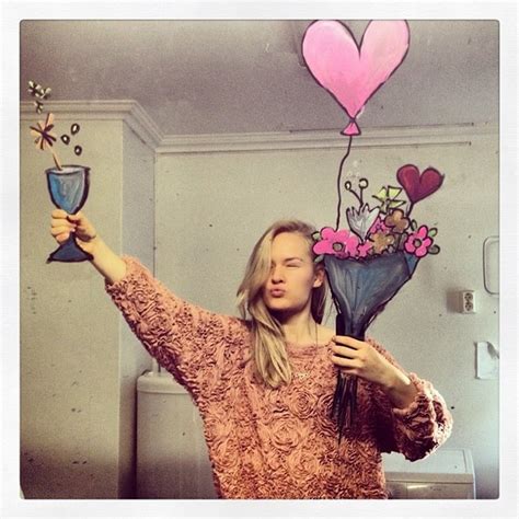 as selfies artísticas de helene meldahl no instagram sequelanet