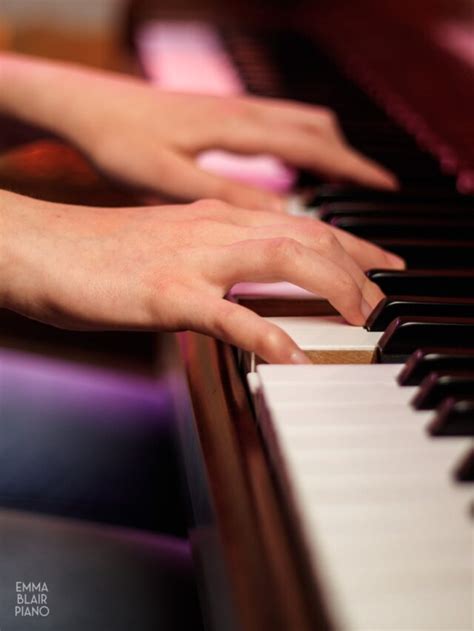 8 Exercises for Playing Piano Hands Together - Emma Blair Piano