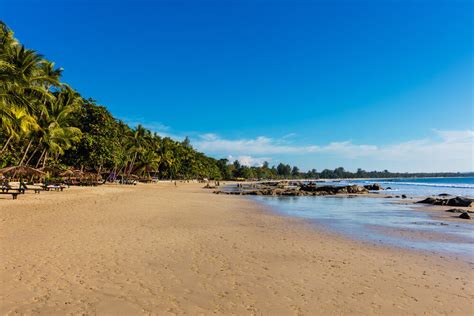 Having pretty long coastal line at a distance of around 2000km, myanmar unsurprisingly boasts some of southeast asia's finest beaches, yet little known to. Maungmagan Beach | De geheime troef van Myanmar - Reis ...