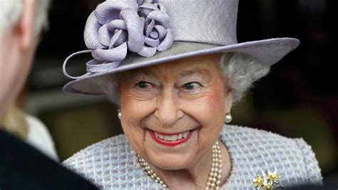 The 9 Nail Polish Queen Elizabeth Always Wears