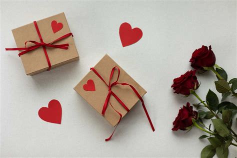 Di qualunque cosa siano fatte le nostre anime, la mia e la tua. Frasi Di San Valentino E Costruire Insieme / Cosa Scrivere ...