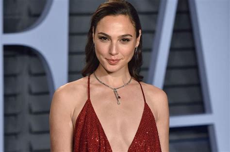 Gal Gadot To Voice Character Shank In Ralph Breaks The Internet Most Beautiful Women Gal