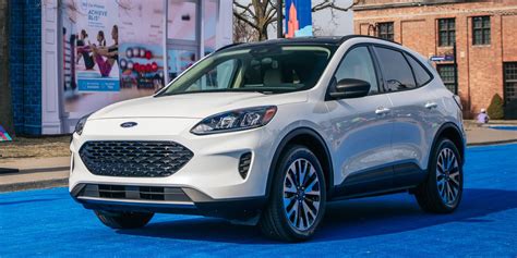 2020 Ford Escape Price Trim Levels Msrp Arrival Date