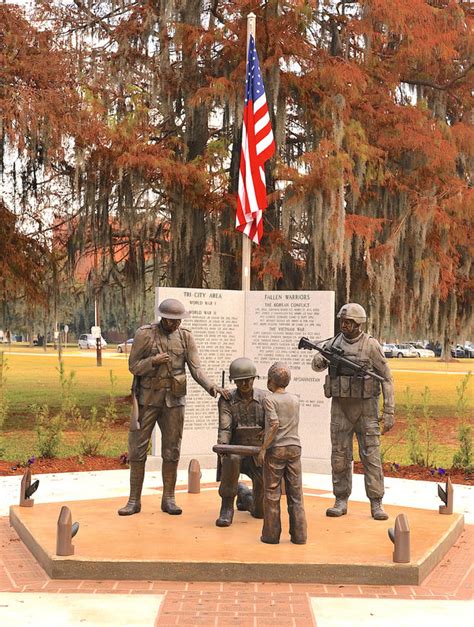 Veteran Memorial Sculptures Burleson Bronze