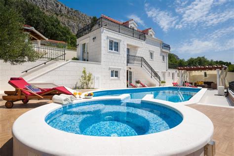 luxury villa maja private jacuzzi heated pool gym and sauna amazing sea views updated 2022