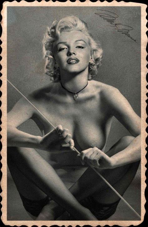 Marilyn Monroe Nude Sitting