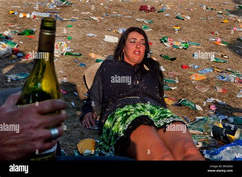 Fille Bourrée Banque De Photographies Et Dimages à Haute Résolution Alamy