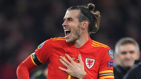 Roberto mancini has confirmed that marco verratti will start for italy tonight as the azzurri boss wales boss rob page has no injury or suspension concerns for this evening's game in italy. Nach EM-Quali mit Wales: Provoziert Gareth Bale hier Real ...