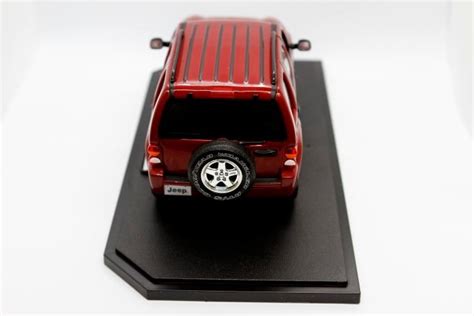 2002 Jeep Liberty Matchbox Collection 118 Scale