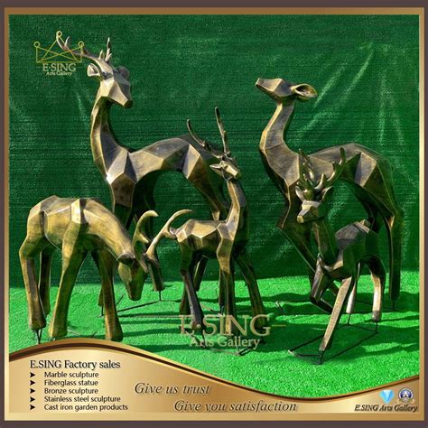 Outdoor Garden Life Size Resin Fiberglass Deer Sculpture China