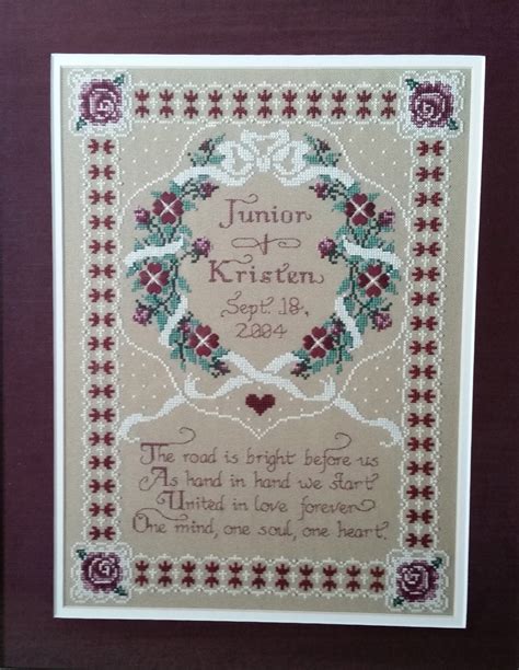 With over 200 designs, you'll find something here that is perfect for your next cross stitch project. A Few Of My Favorite Things: An Heirloom Wedding Cross ...