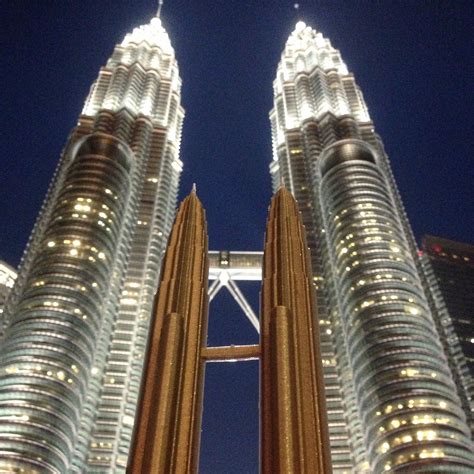 All tickets prices are provided directly by our partners in real time. Petronas Towers, Kuala Lumpur | 3DPrinTravel.com
