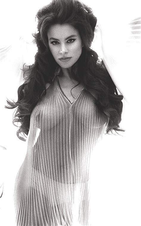Soon she gets married to her childhood love and gave birth to a baby boy. Sofia Vergara
