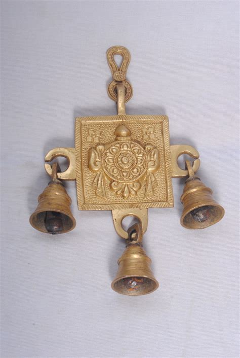 Brass Metal Chakram Statue With Three Bells Srivadivelavanmetals