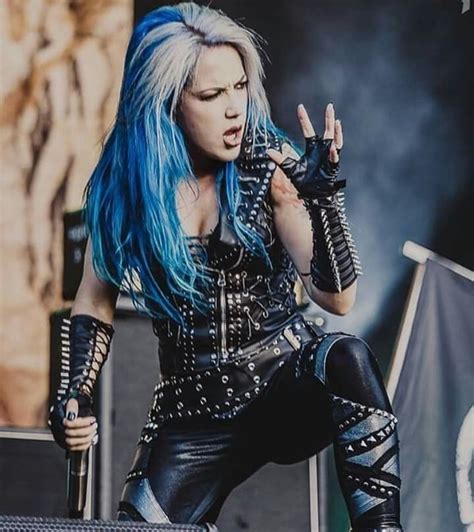 Pin By Wbzys On Alissa White Gluz Alissa White Heavy Metal Girl