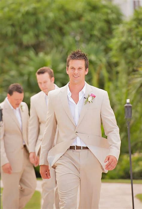 Men S Wedding Attire For Perfect Celebration Mens Wedding Attire Beach Groom Beach Attire