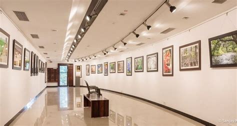 Jehangir Art Gallery, Mumbai | Gallery of modern art, Art gallery 