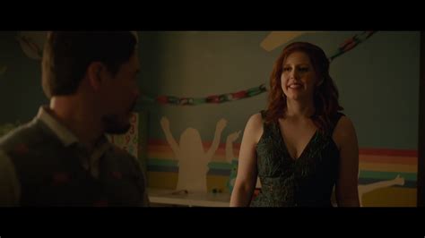 Vanessa Bayer Nuda ~30 Anni In Office Christmas Party