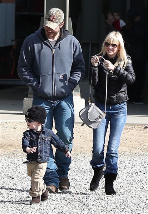 Exclusive Anna Faris Chris Pratt Take Son Jack To The Train Museum