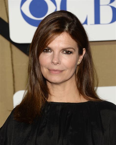 Jeanne Tripplehorn Pictures