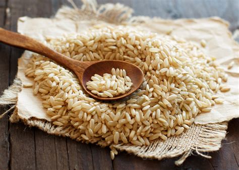 200 ml di acqua ogni 100 g di riso. Perché il riso integrale è il numero 1, anche se (spesso ...