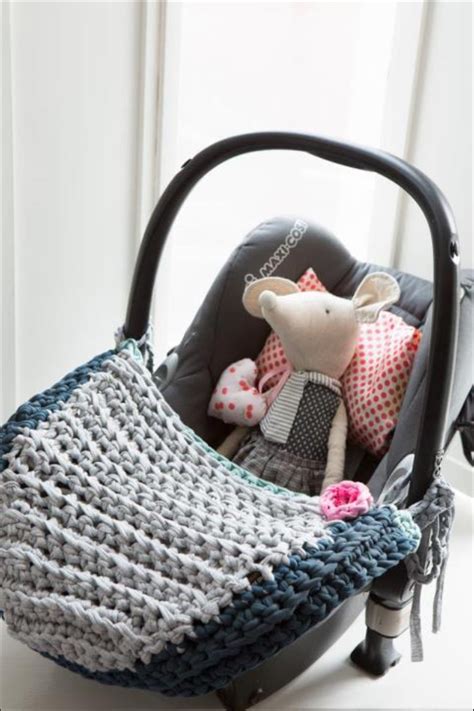 Maxi cosi römer cybex warm minky baby decke mit klettverschluss für kinderwagen babytragen babybett wattiert. Maxi cosi decke nähen | Stricken und häkeln für babys ...